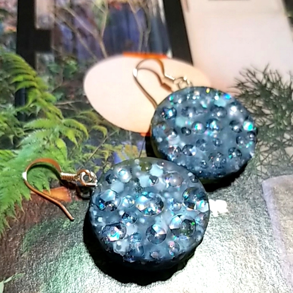 MzMax RAINDROP EFFECT Resin Designs Earrings - Picture 2 of 8